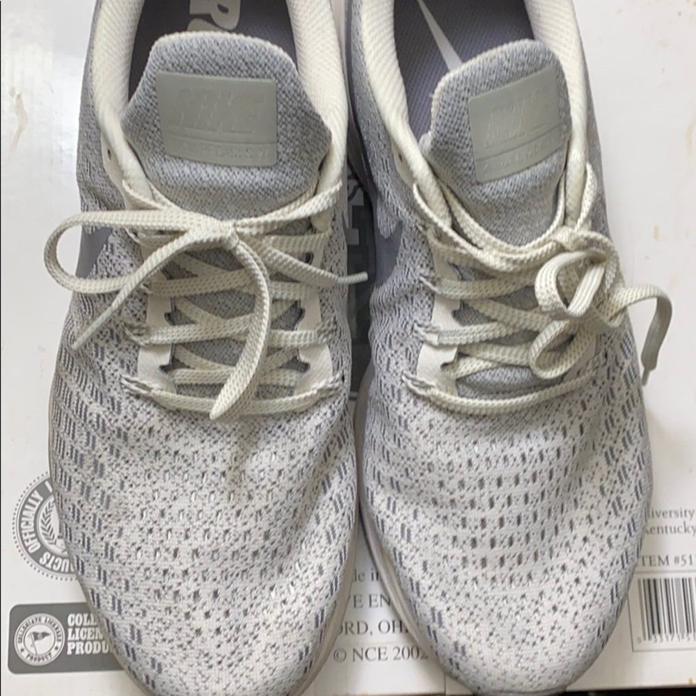 Men’s Nike Zoom Pegasus | Size 11.5